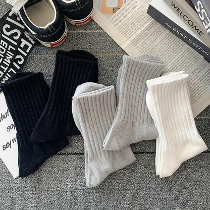 5 Pairs Men's Socks - Breathable Plain Outdoor Sport Socks - Casual Cotton Mid Socks - Harajuku Casual Style - Plain Basketball Socks